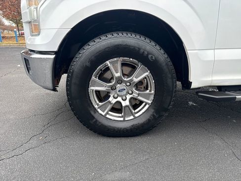 Used 2015 Ford F150 XLT w/ Equipment Group 302A Luxury image 14