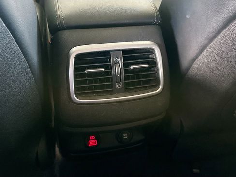 Used 2020 Kia Sorento EX FWD image 28