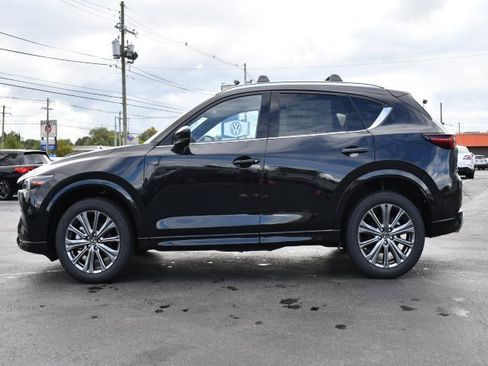 New 2025 MAZDA CX-5 Signature image 4