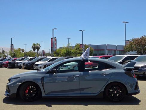 Used 2021 Honda Civic Type R image 4