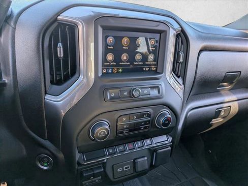Used 2025 Chevrolet Silverado 2500 Custom w/ Custom Convenience Package image 11