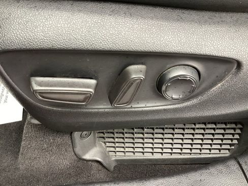 Used 2021 Toyota Sienna XSE w/ XSE Plus Package image 18