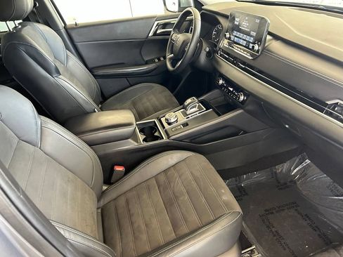 Used 2023 Mitsubishi Outlander SE FWD image 24
