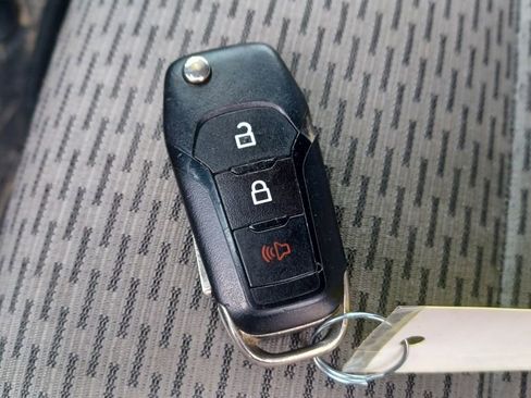 Used 2016 Ford F150 XLT w/ Equipment Group 301A Mid image 10