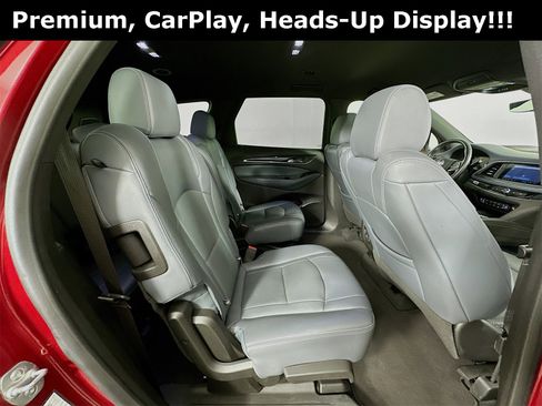 Used 2024 Buick Enclave Premium image 30