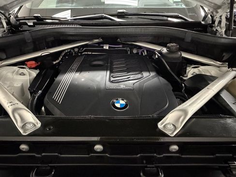 Used 2023 BMW X6 xDrive40i w/ M Sport Package AWD/4WD image 40
