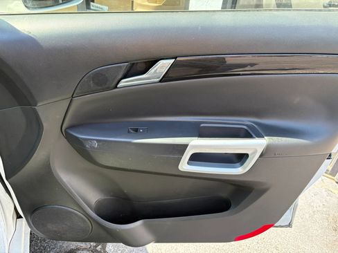 Used 2014 Chevrolet Captiva Sport LT w/ Convenience Package FWD image 18
