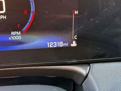 Used 2025 Chevrolet TrailBlazer LT w/ Driver Confidence Package image 17