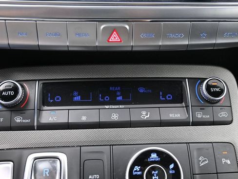 Used 2021 Hyundai Palisade Limited w/ Cargo Package AWD/4WD image 24