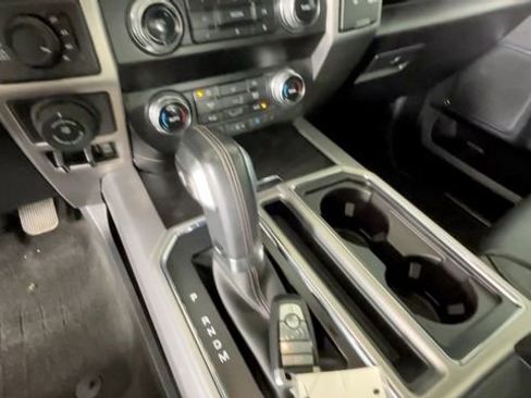 Used 2019 Ford F150 Platinum w/ Equipment Group 701A Luxury AWD/4WD image 24