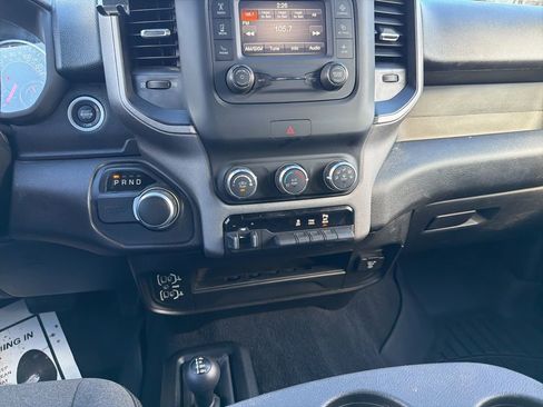 Used 2024 RAM 3500 Tradesman w/ Chrome Appearance Group image 15