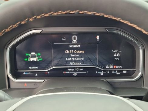 Used 2025 GMC Sierra 2500 AT4 image 27