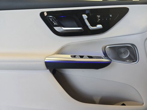 New 2026 Mercedes-Benz GLC 300 image 28