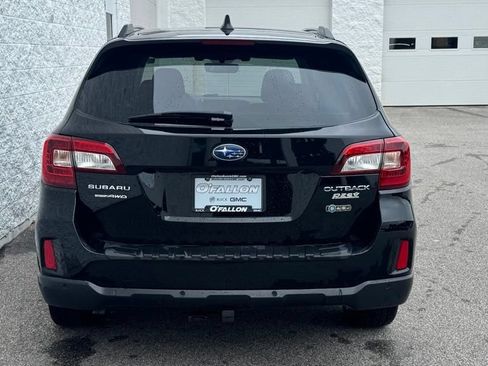 Used 2017 Subaru Outback 2.5i Touring w/ Popular Package #5A AWD/4WD image 4