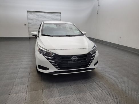 Used 2024 Nissan Versa SV FWD image 14