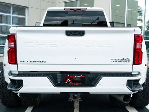 Used 2024 Chevrolet Silverado 3500 High Country AWD/4WD image 15
