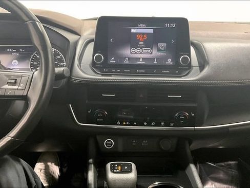 Used 2023 Nissan Rogue S AWD/4WD image 20