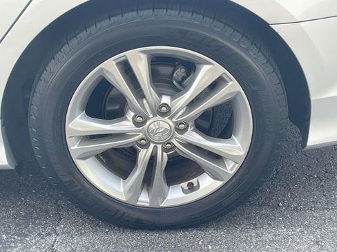 Used 2018 Hyundai Sonata Limited FWD image 7