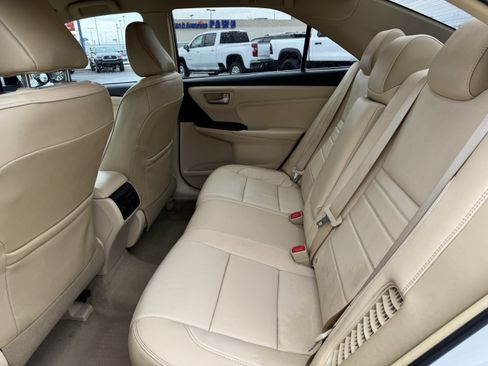 Used 2017 Toyota Camry XLE image 34