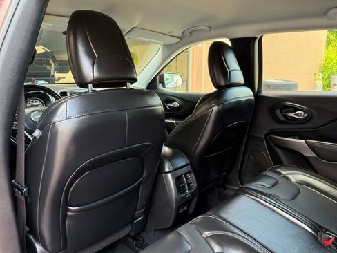 Used 2021 Jeep Cherokee Latitude Lux w/ Trailer Tow Group image 13