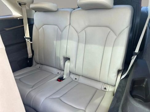 Used 2017 Audi Q7 3.0T Premium Plus image 13