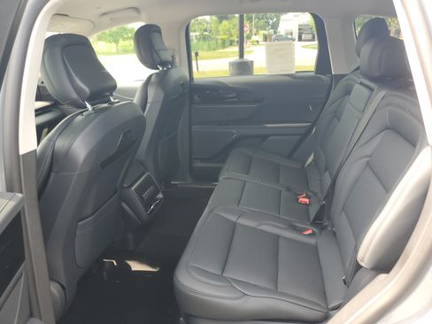 New 2026 Lincoln Nautilus Premier AWD/4WD image 26