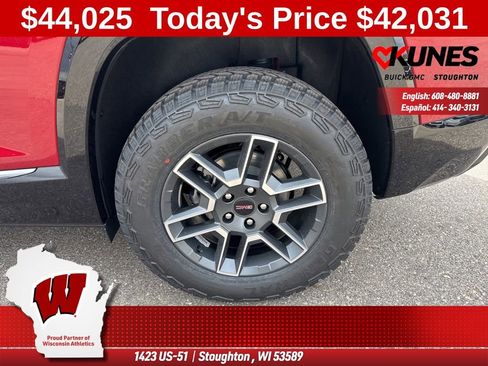 New 2026 GMC Terrain AT4 w/ Technology Package II AWD/4WD image 18