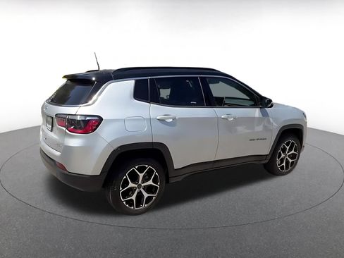 Used 2025 Jeep Compass Limited AWD/4WD image 15