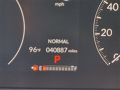 Used 2024 Honda Pilot EX-L image 12