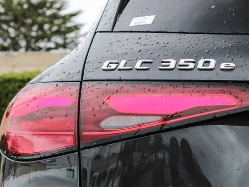 New 2025 Mercedes-Benz GLC 350e 4MATIC image 10