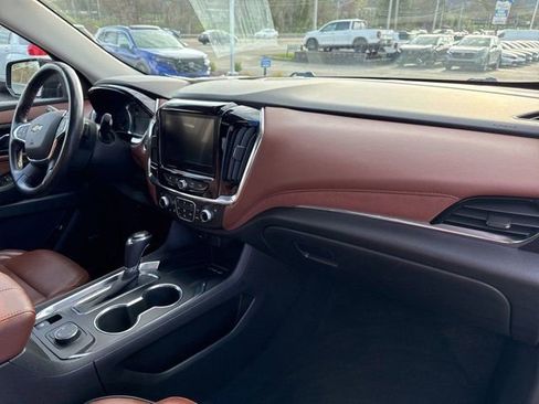 Used 2018 Chevrolet Traverse High Country AWD/4WD image 8