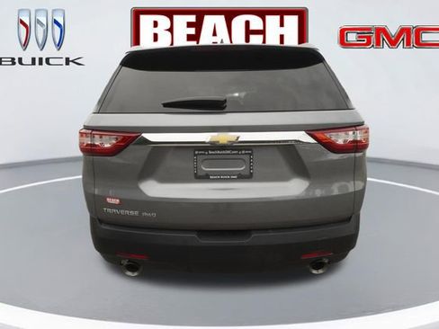 Used 2019 Chevrolet Traverse LS image 4