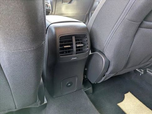 Used 2025 Ford Escape Active AWD/4WD image 24