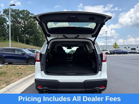 Certified 2025 Subaru Ascent Limited w/ Popular Package #2 AWD/4WD image 11