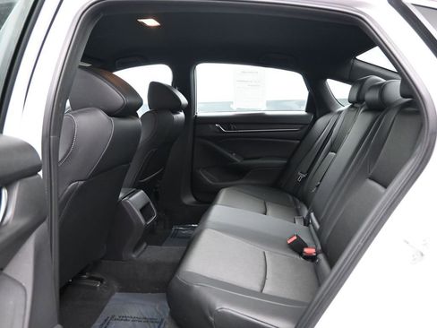 Used 2022 Honda Accord Sport image 31