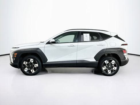 Used 2025 Hyundai Kona SEL AWD/4WD image 4