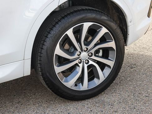 Used 2024 Land Rover Discovery Sport S image 10