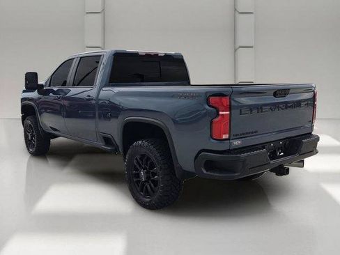 Used 2025 Chevrolet Silverado 2500 LT w/ Trail Boss Package AWD/4WD image 3