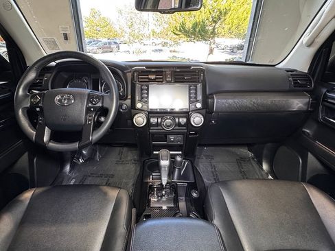 Used 2020 Toyota 4Runner TRD Off-Road Premium w/ Moonroof Package AWD/4WD image 16