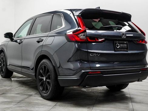 Used 2025 Honda CR-V EX-L image 11