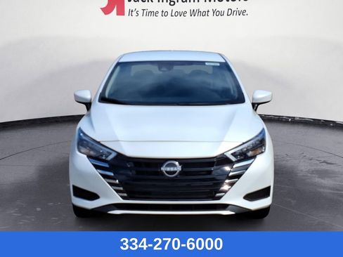 New 2025 Nissan Versa SV w/ Trunk Package image 8