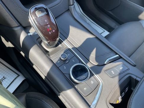 Used 2021 Cadillac XT6 Premium Luxury AWD/4WD image 27