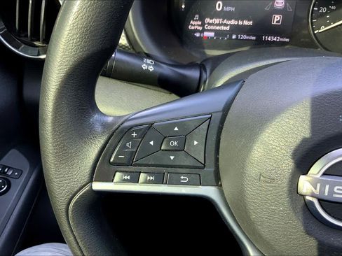 Used 2023 Nissan Kicks SV FWD image 23