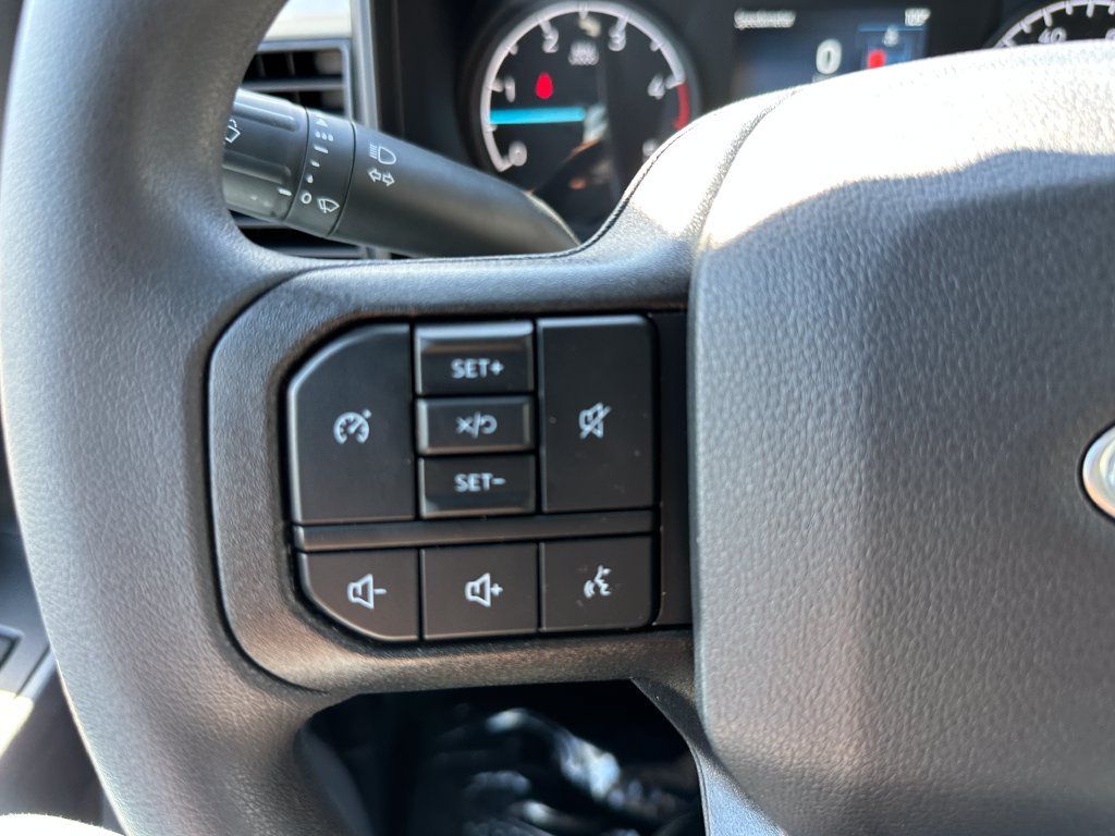 New 2026 Ford F350 XLT w/ FX4 Off-Road Package AWD/4WD image 22