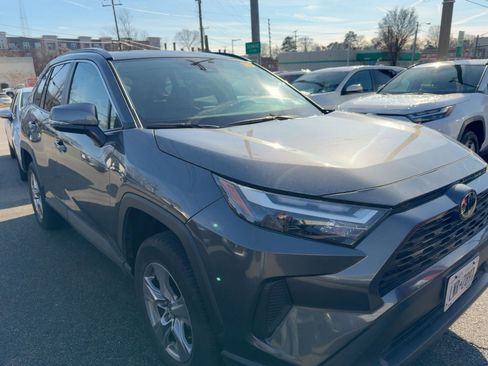 Used 2025 Toyota RAV4 XLE image 2