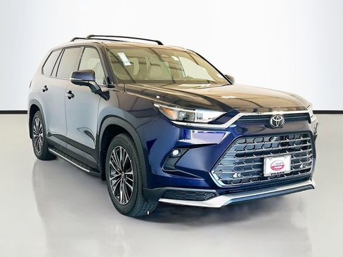 New 2026 Toyota Grand Highlander AWD Hybrid image 3