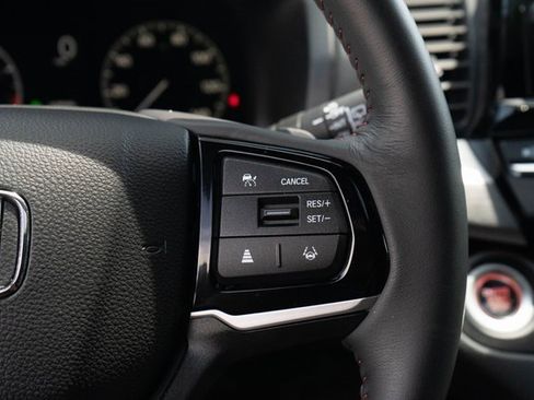 Used 2025 Honda Odyssey Sport-L image 27