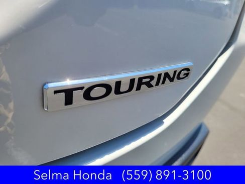Certified 2025 Honda Pilot Touring image 31