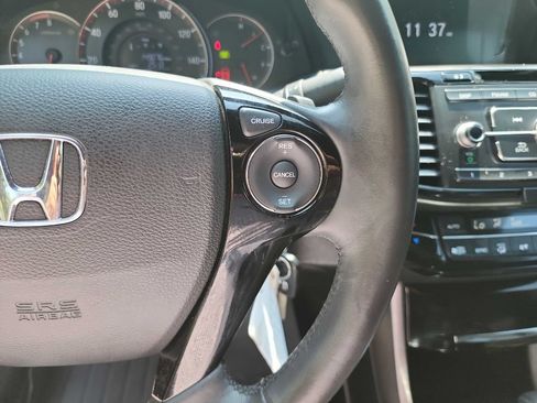 Used 2017 Honda Accord Sport image 20