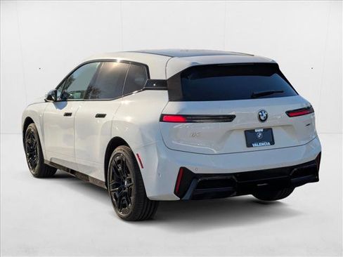 New 2026 BMW iX xDrive60 image 9